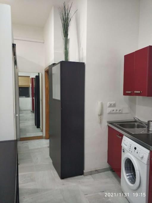 Jp7 Piso Y Parking 10Min Sevilla - Zona Comercial - Joyeria - Pescaderia Camas Eksteriør billede